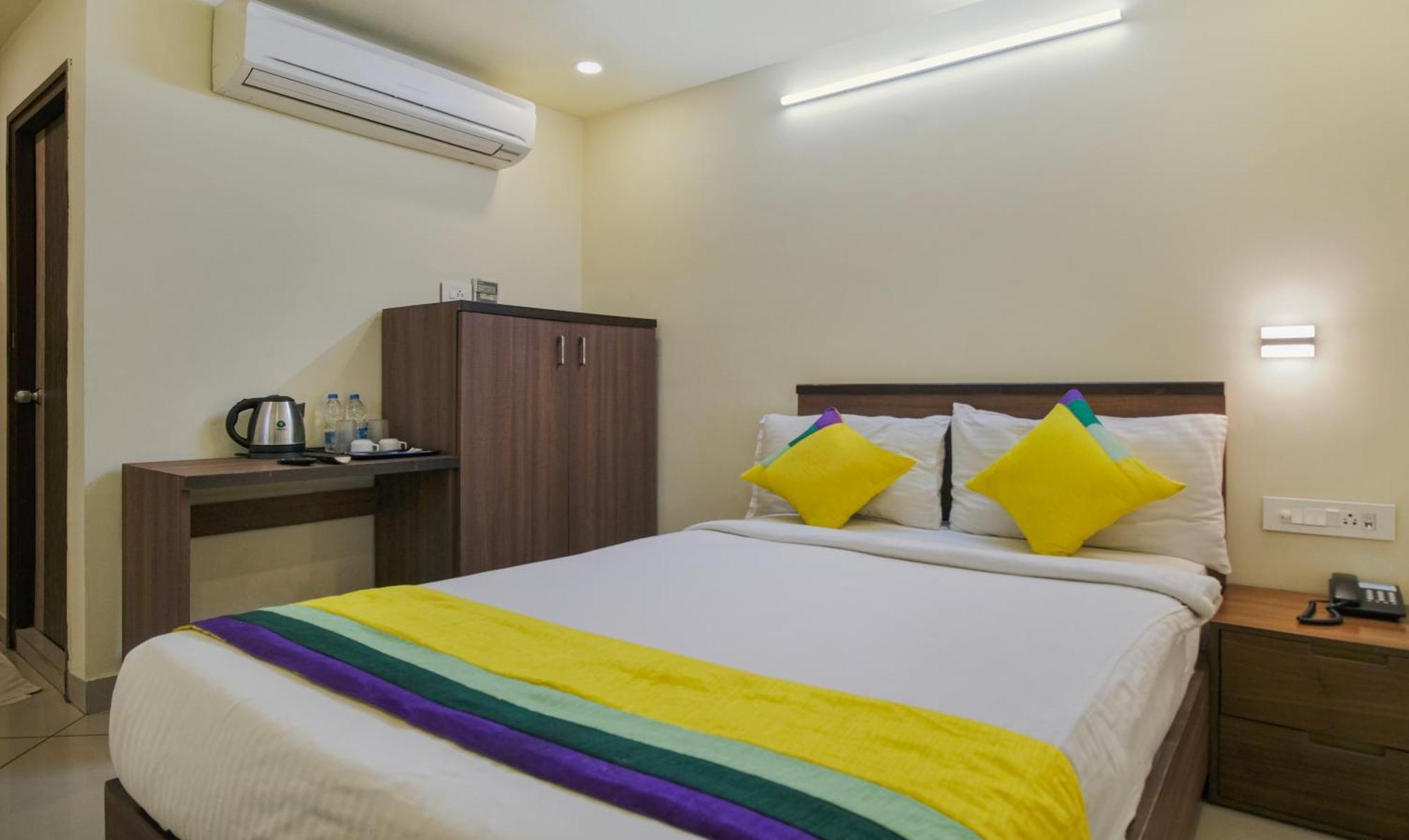 Itsy Hotels N Square Vijayawada Exterior photo