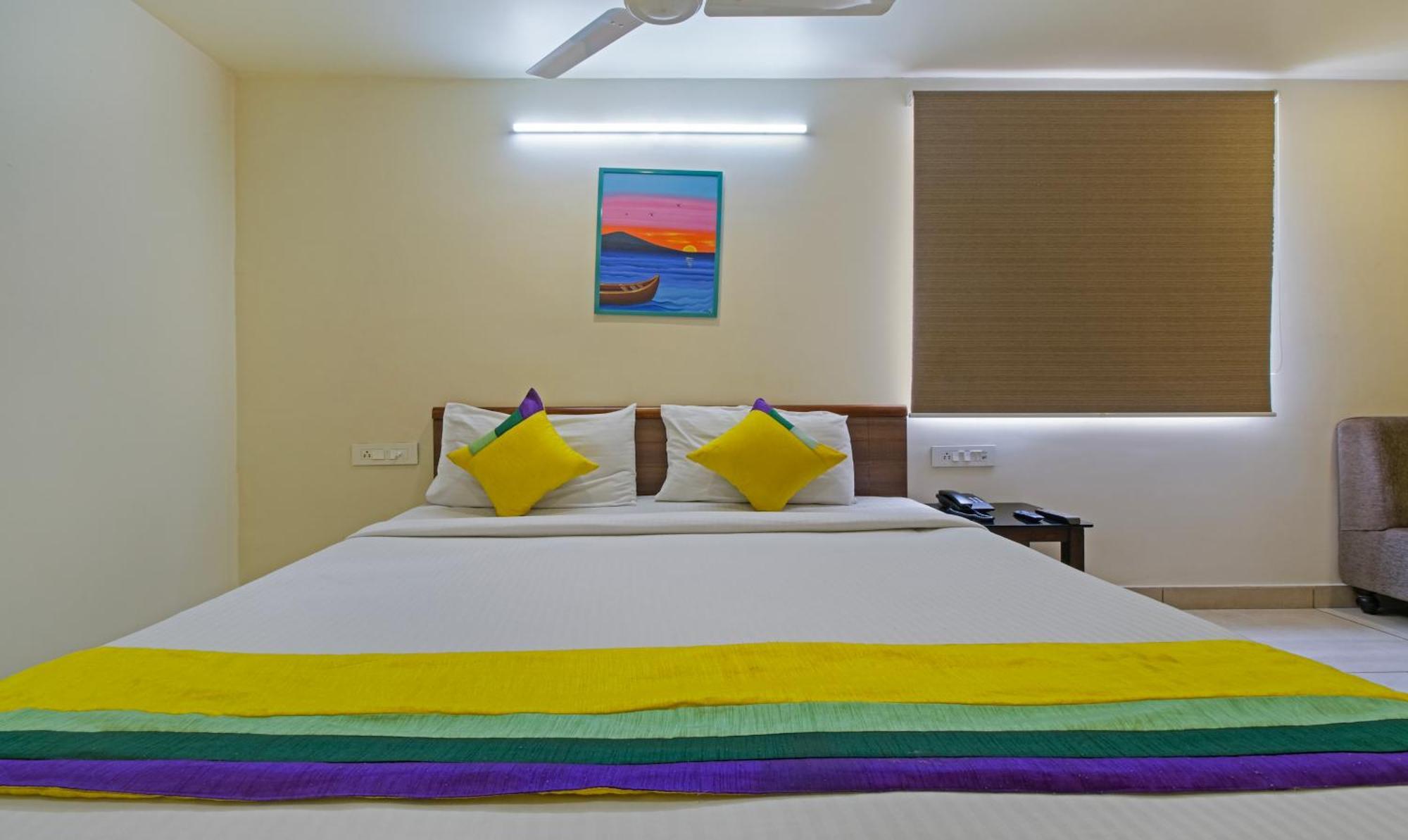 Itsy Hotels N Square Vijayawada Exterior photo