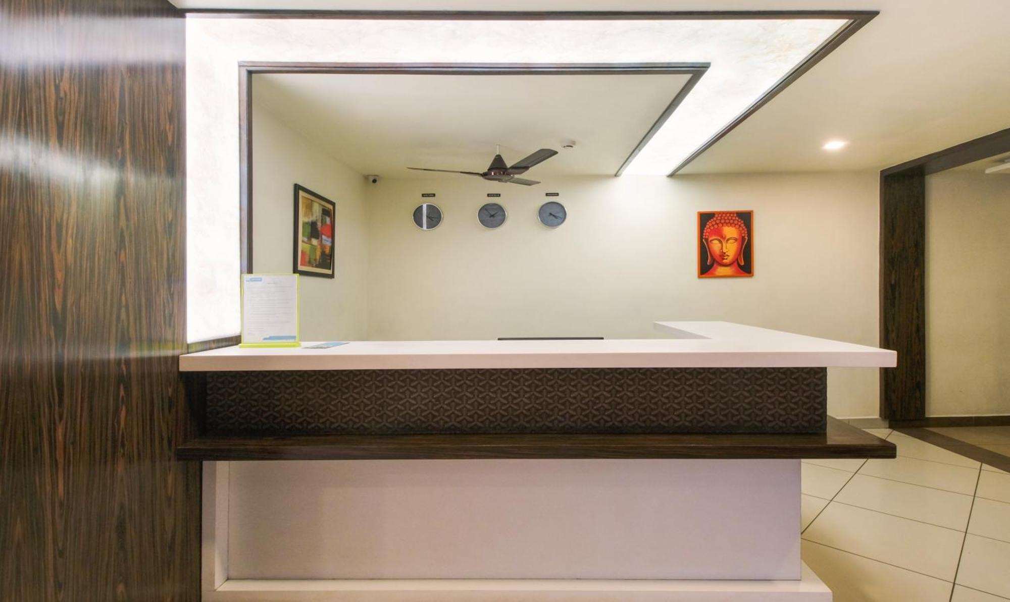 Itsy Hotels N Square Vijayawada Exterior photo